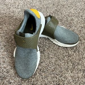 Size 7 Nike Sock Dart Great Condition